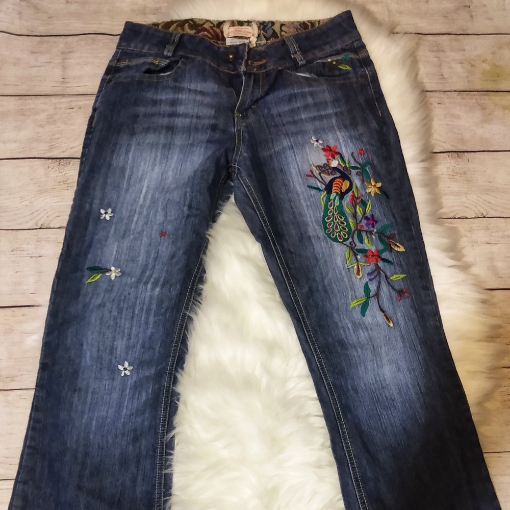 LEO ROMA peacock embroidered jeans